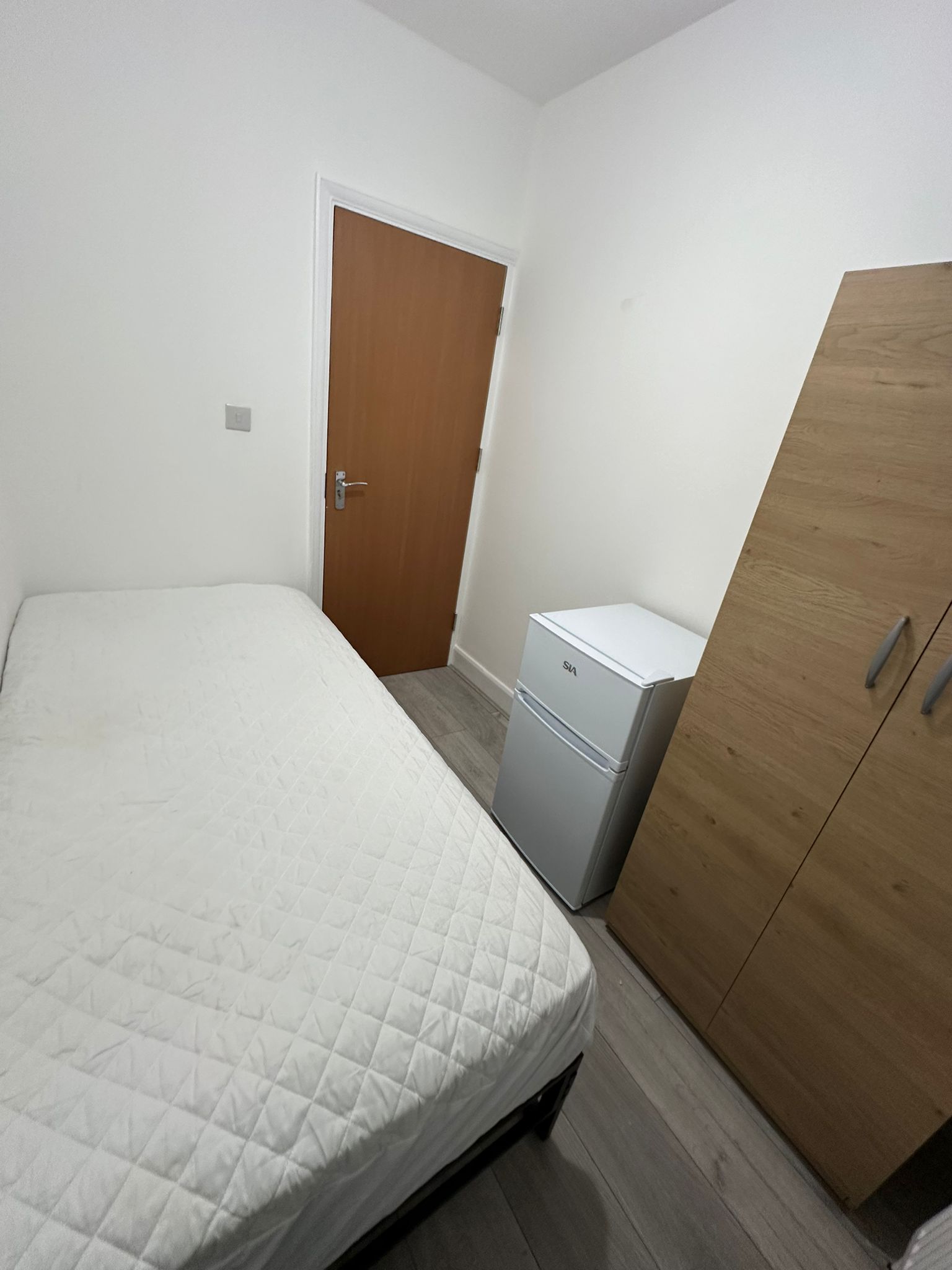 Cozy Room in Tottenham Hale / North London